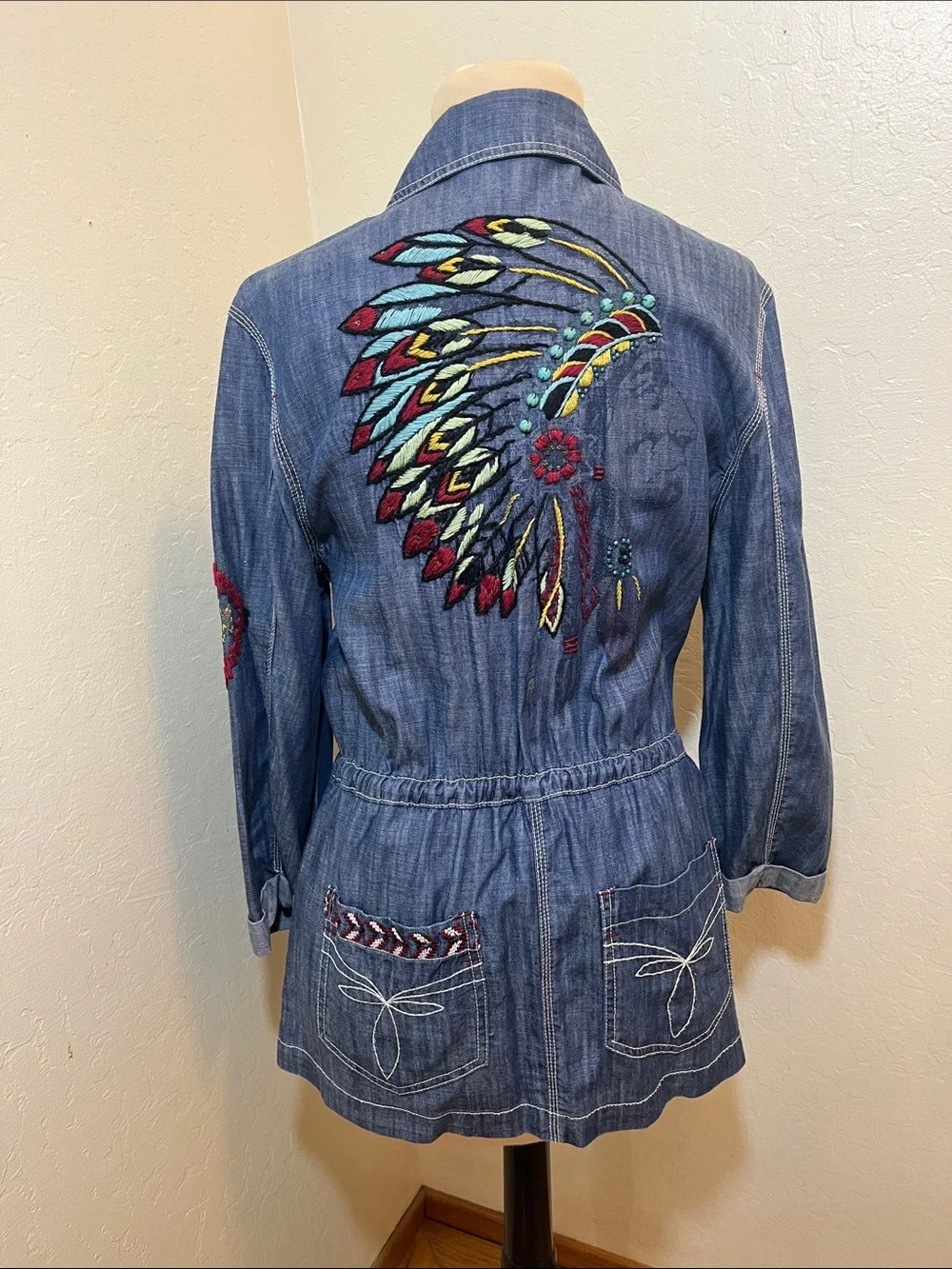 Double D Ranch Embroidered Denim Jacket - Blue Size Medium. - Picture 2 of 12